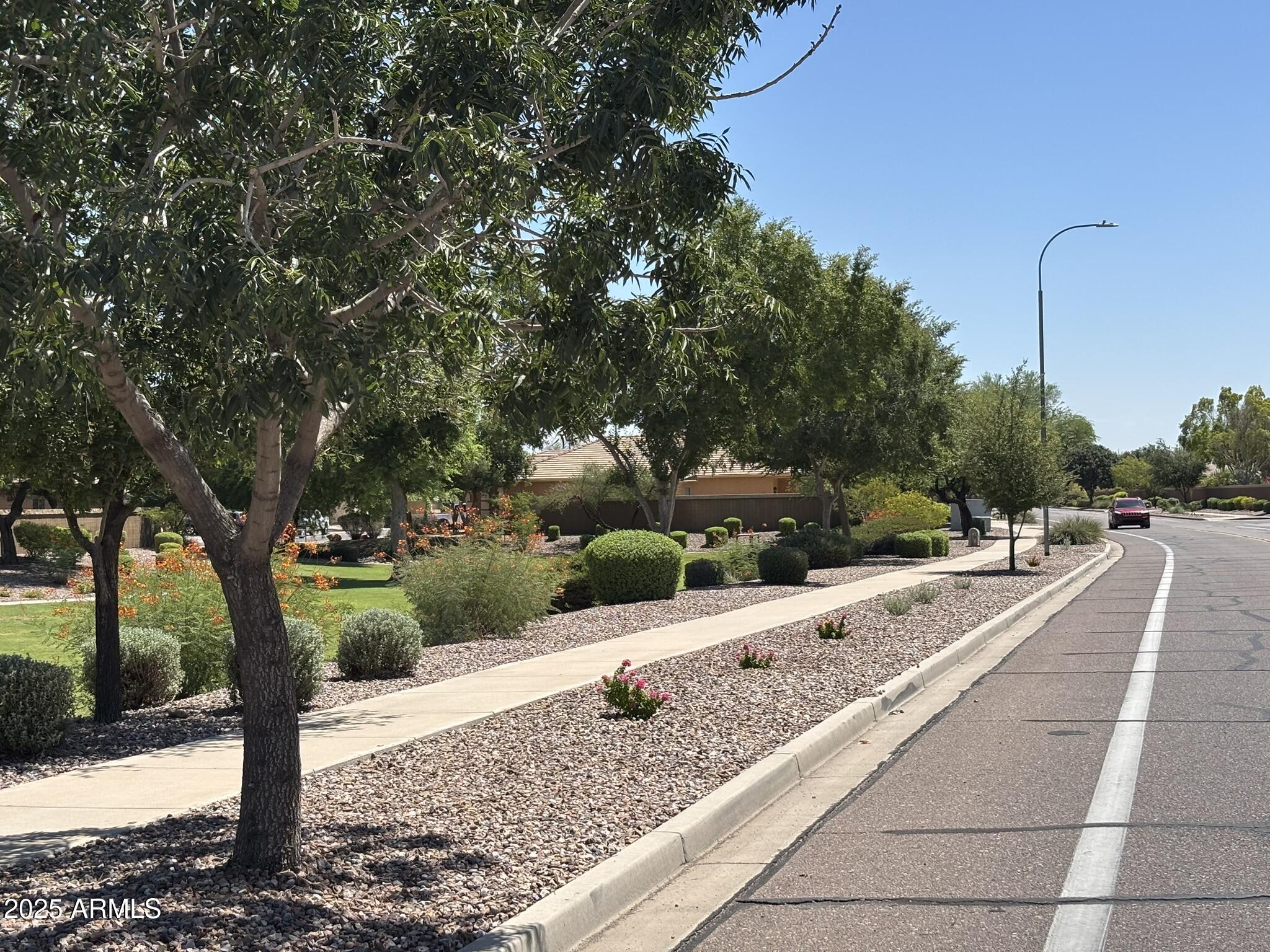 Tolleson, Arizona 85353, United States, 3 Bedrooms Bedrooms, ,2 BathroomsBathrooms,Residential,Active,187884