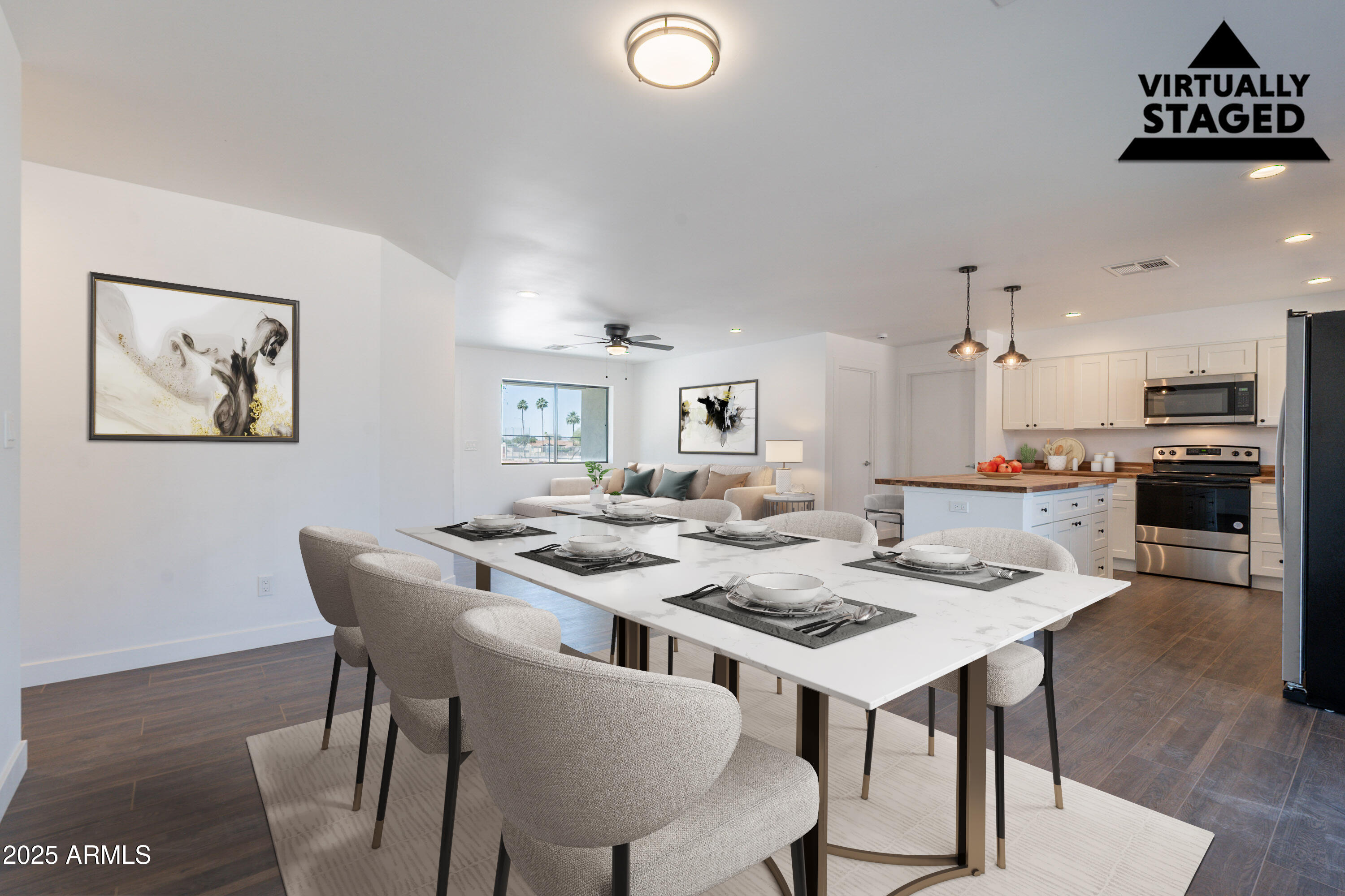 2818 E VILLA RITA Drive