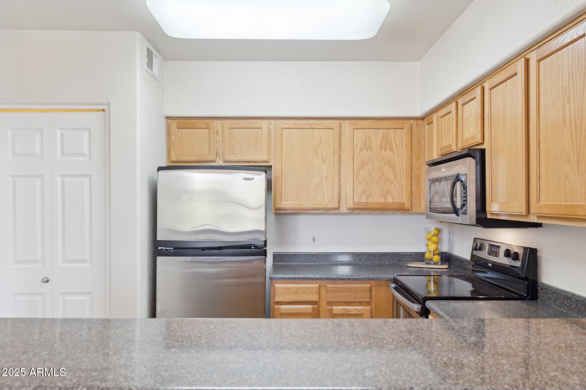 20100 N 78TH Place 2102