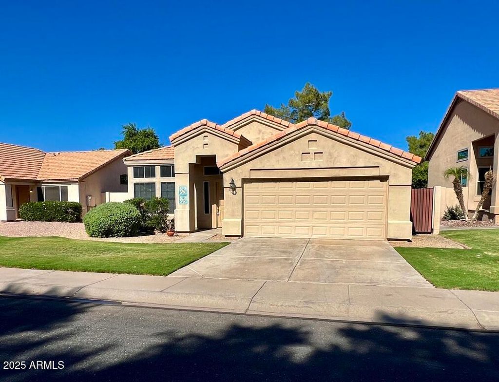 Photo of 3200 S Cascade Place, Chandler, AZ 85248 (MLS # 6987591)