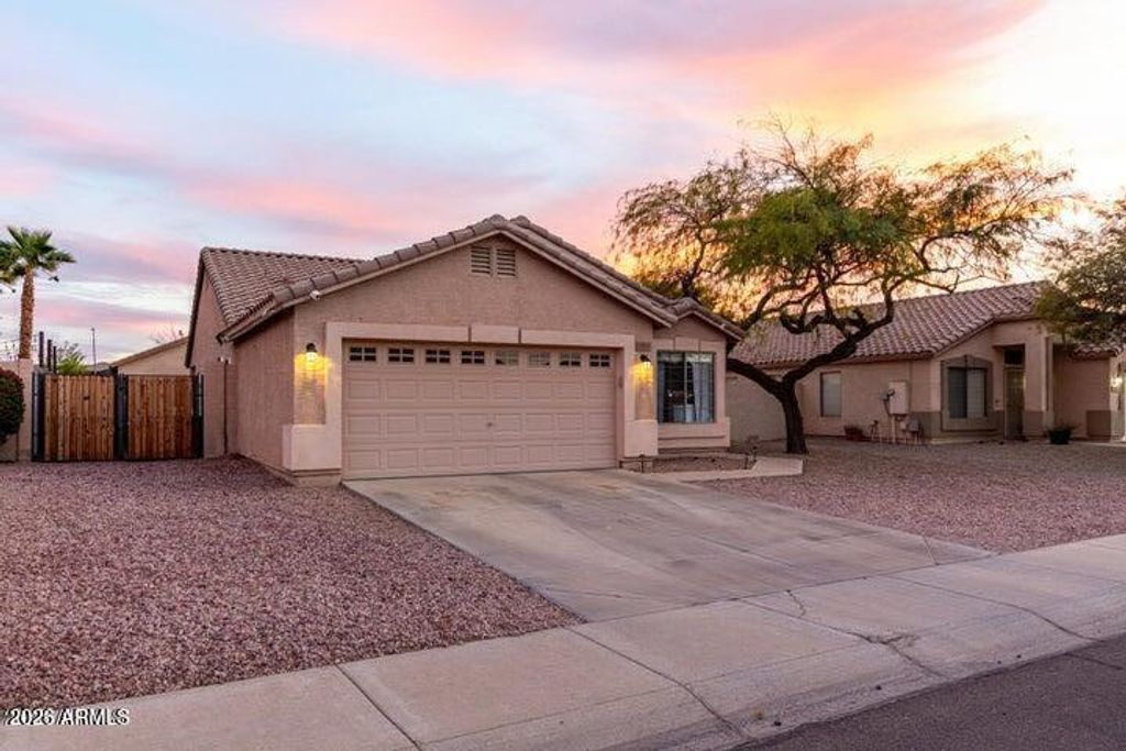 Photo of 11843 W Cambridge Avenue, Avondale, AZ 85392 (MLS # 6970840)