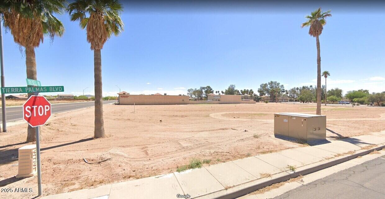1963 N TREKELL Road -
