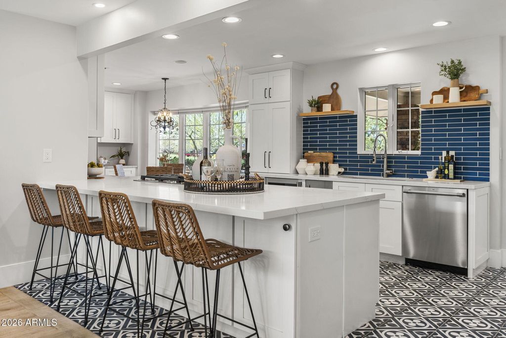 Photo of 5231 N 42nd Place, Phoenix, AZ 85018 (MLS # 7001886)