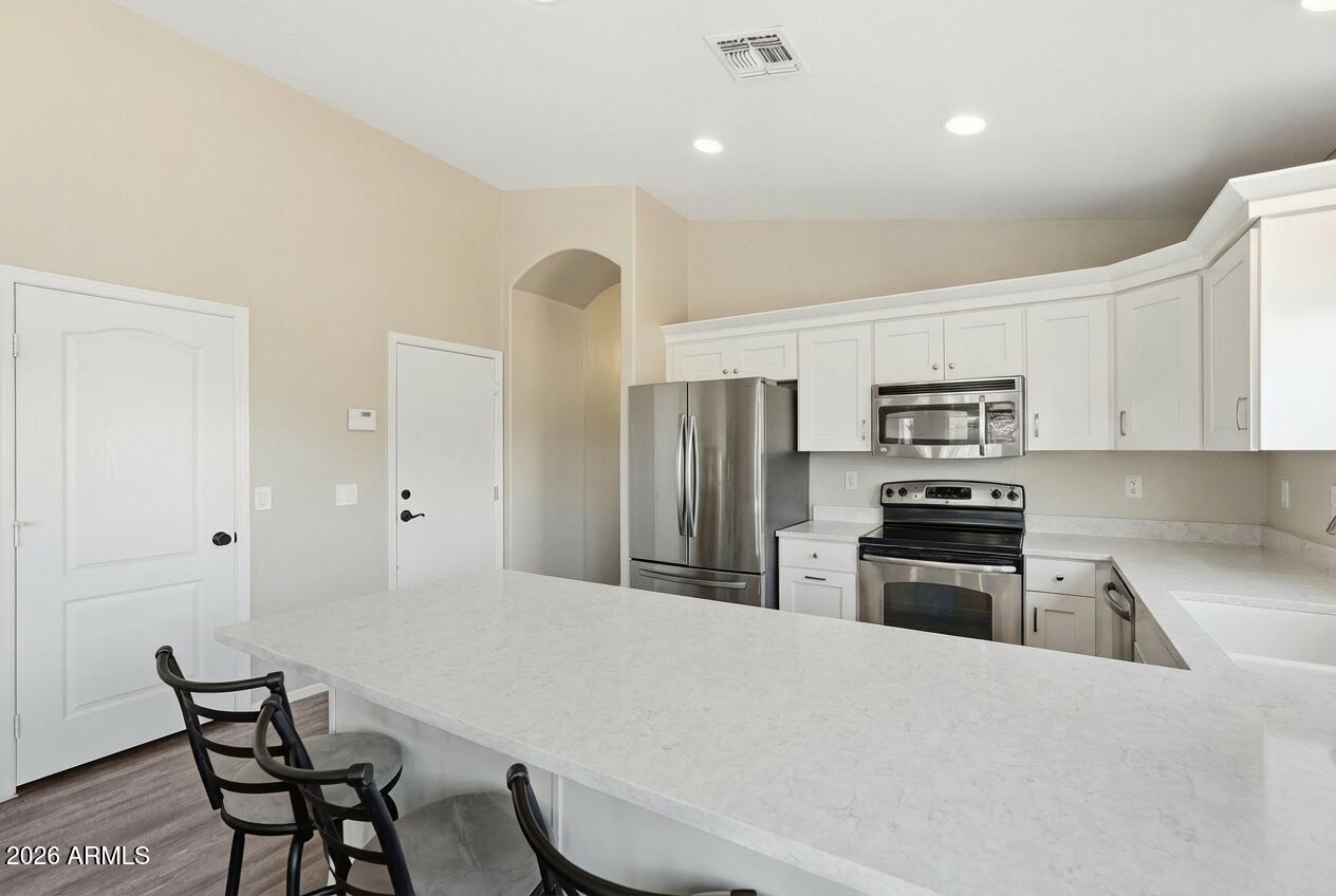 2829 E PARK VIEW Lane