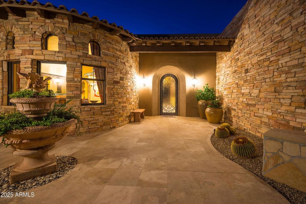 Photo of 8300 E Dixileta Drive #225, Scottsdale, AZ 85266 (MLS # 6952208)