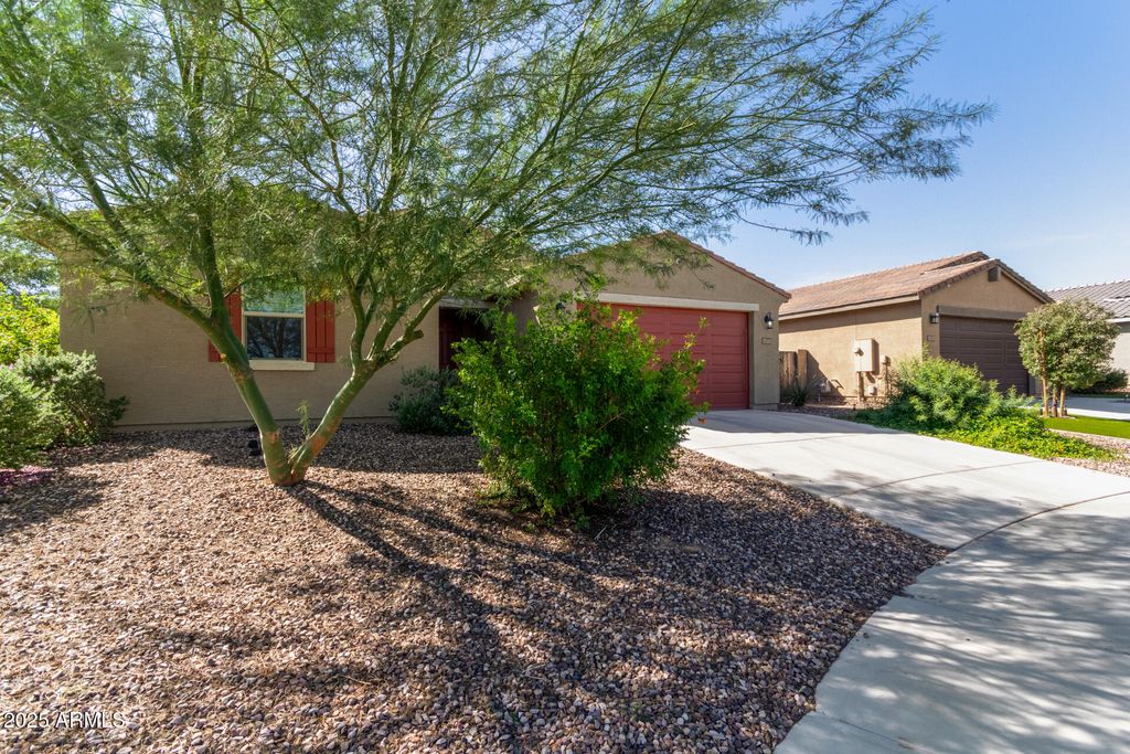 Photo of 4373 W Bush Bean Way, San Tan Valley, AZ 85144 (MLS # 6935303)