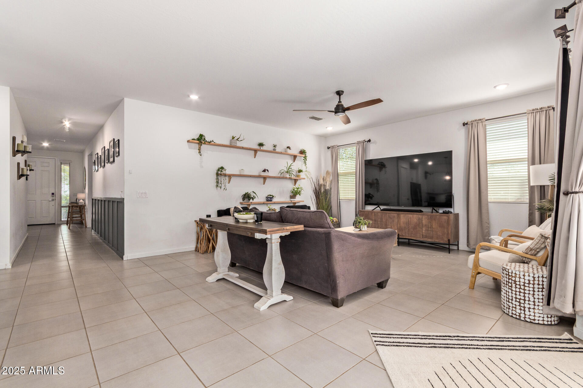 4373 W BUSH BEAN Way