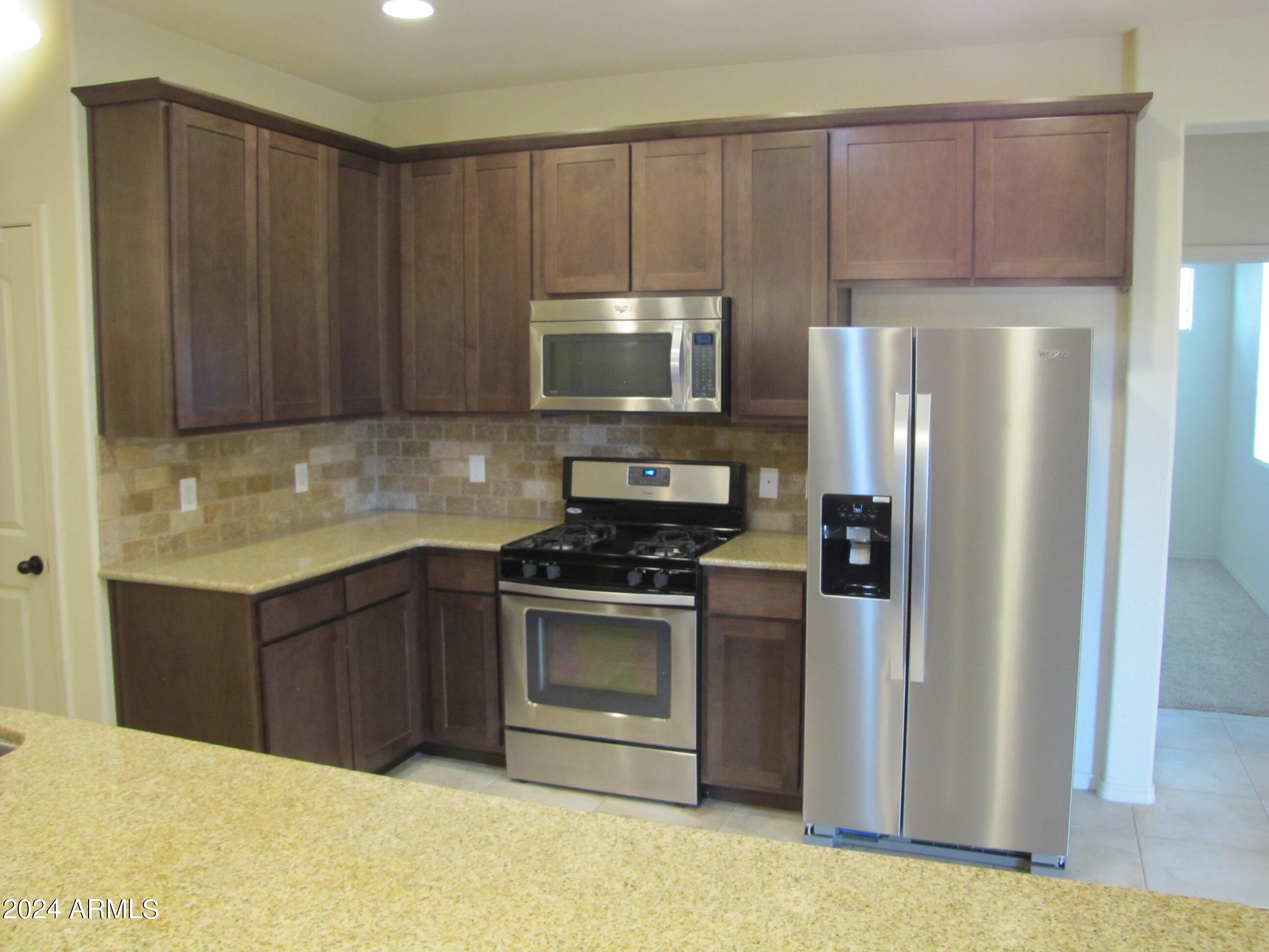 ESTATES AT HOLIDAY - Residential Lease