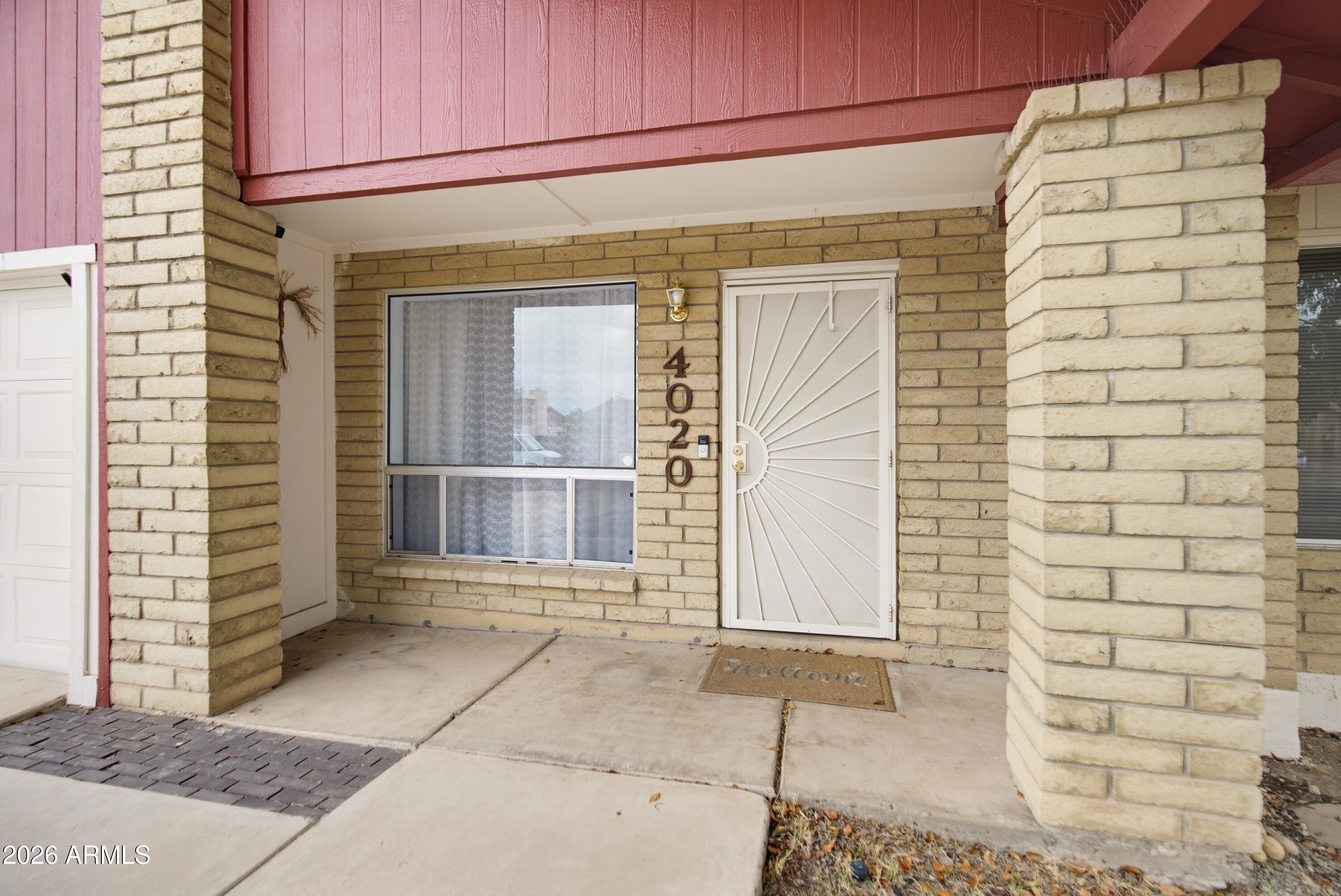 4020 W CORRINE Drive