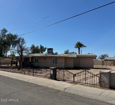 2230 W DEVONSHIRE Avenue Phoenix AZ 85015