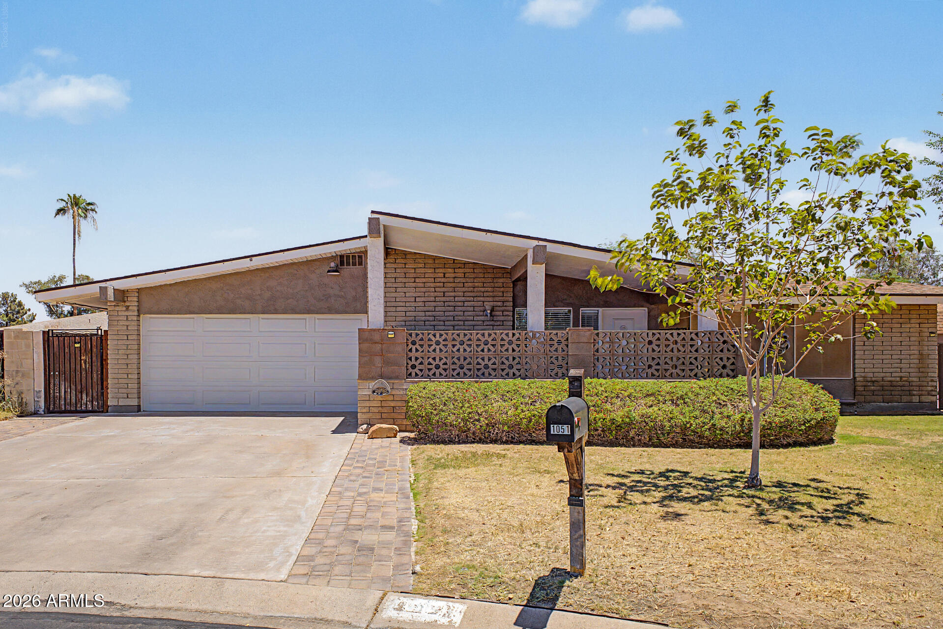 1051 S 72ND Way