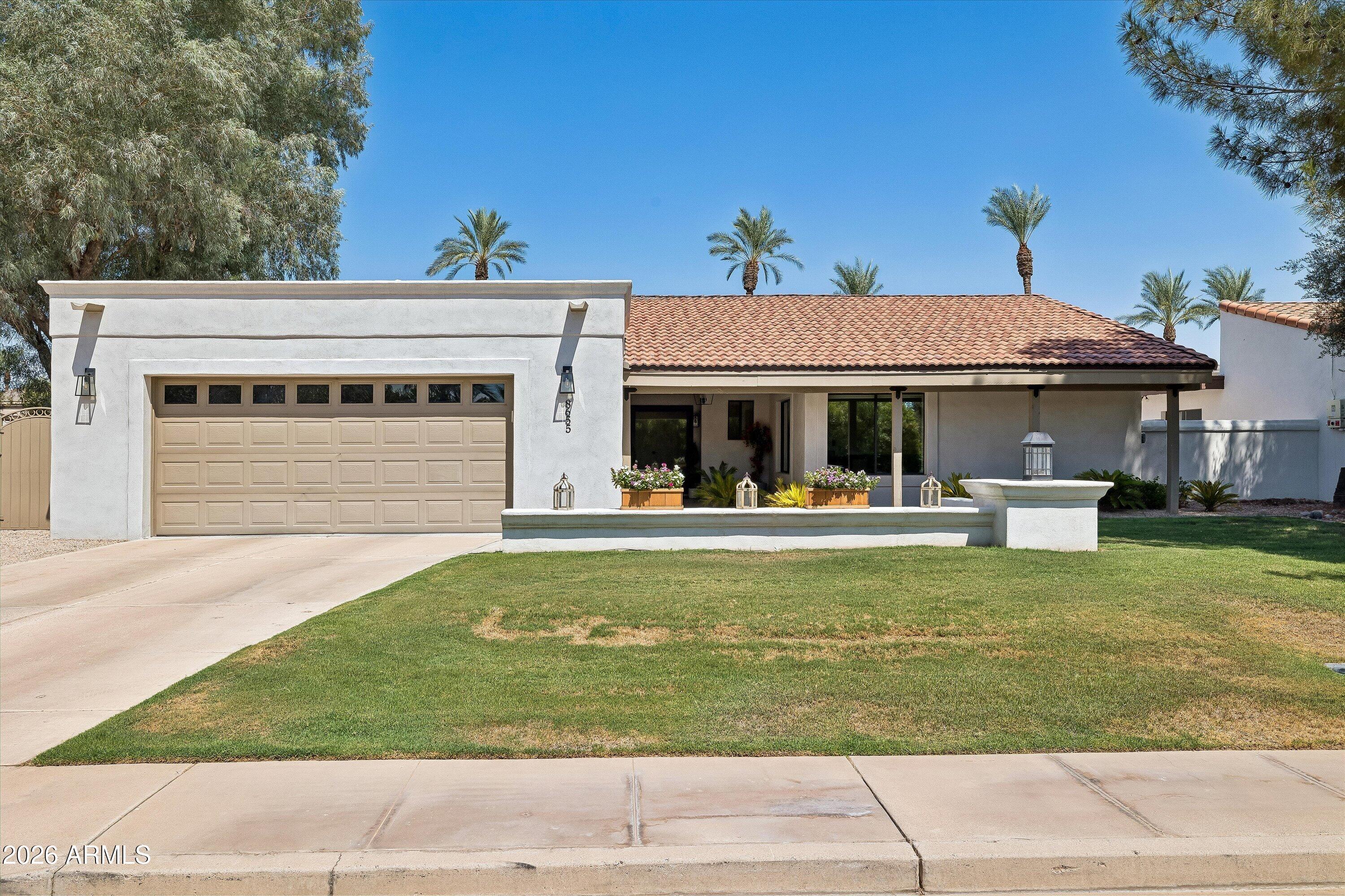 8655 N FARVIEW Drive