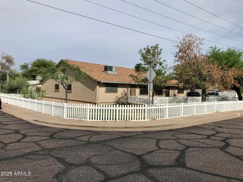Photo of 1546 N 46th Street #1, Mesa, AZ 85205 (MLS # 6930750)