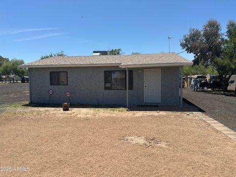 711 W TAMARISK Street Phoenix AZ 85041