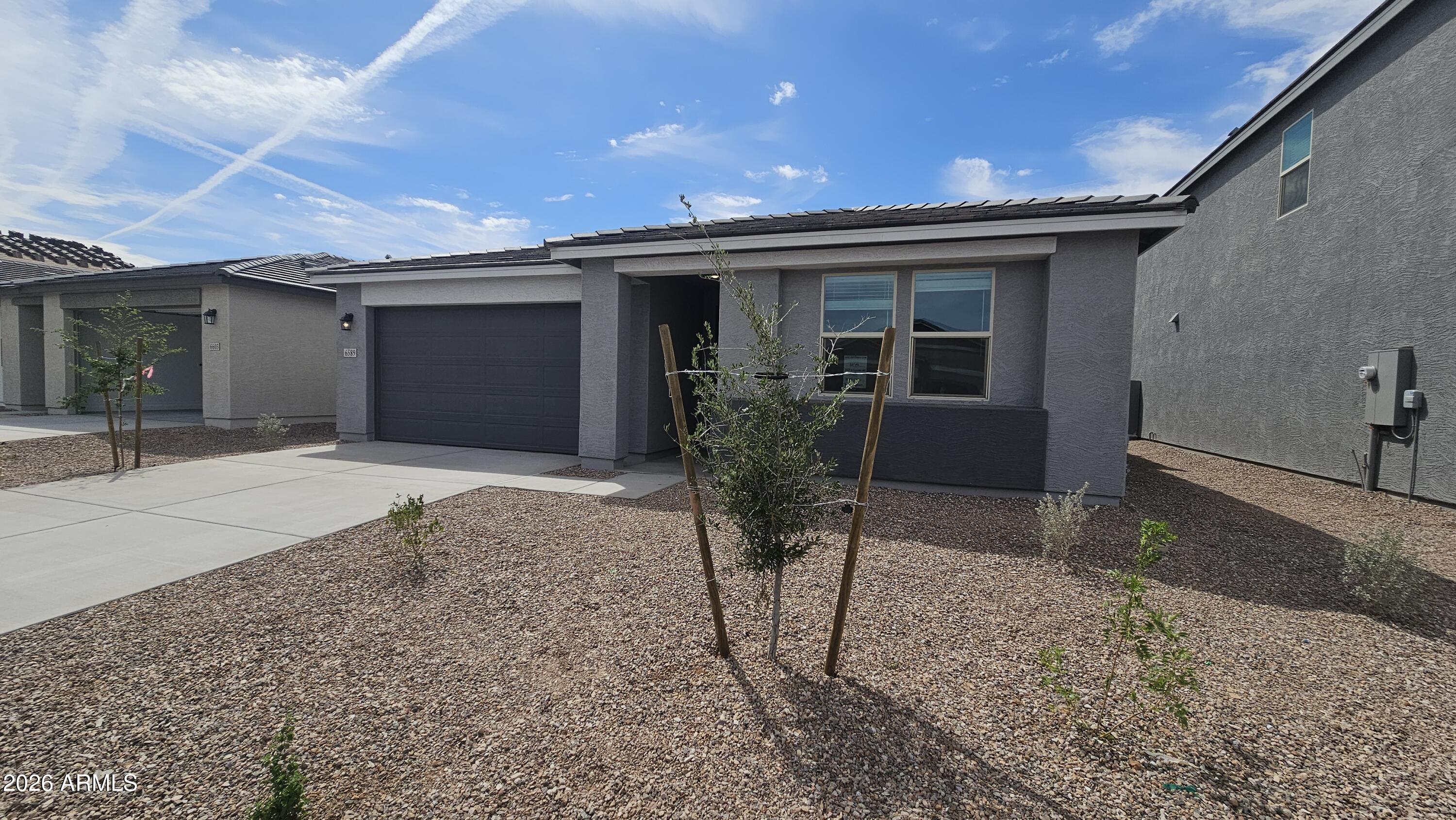 6589 E FIDDLENECK Way