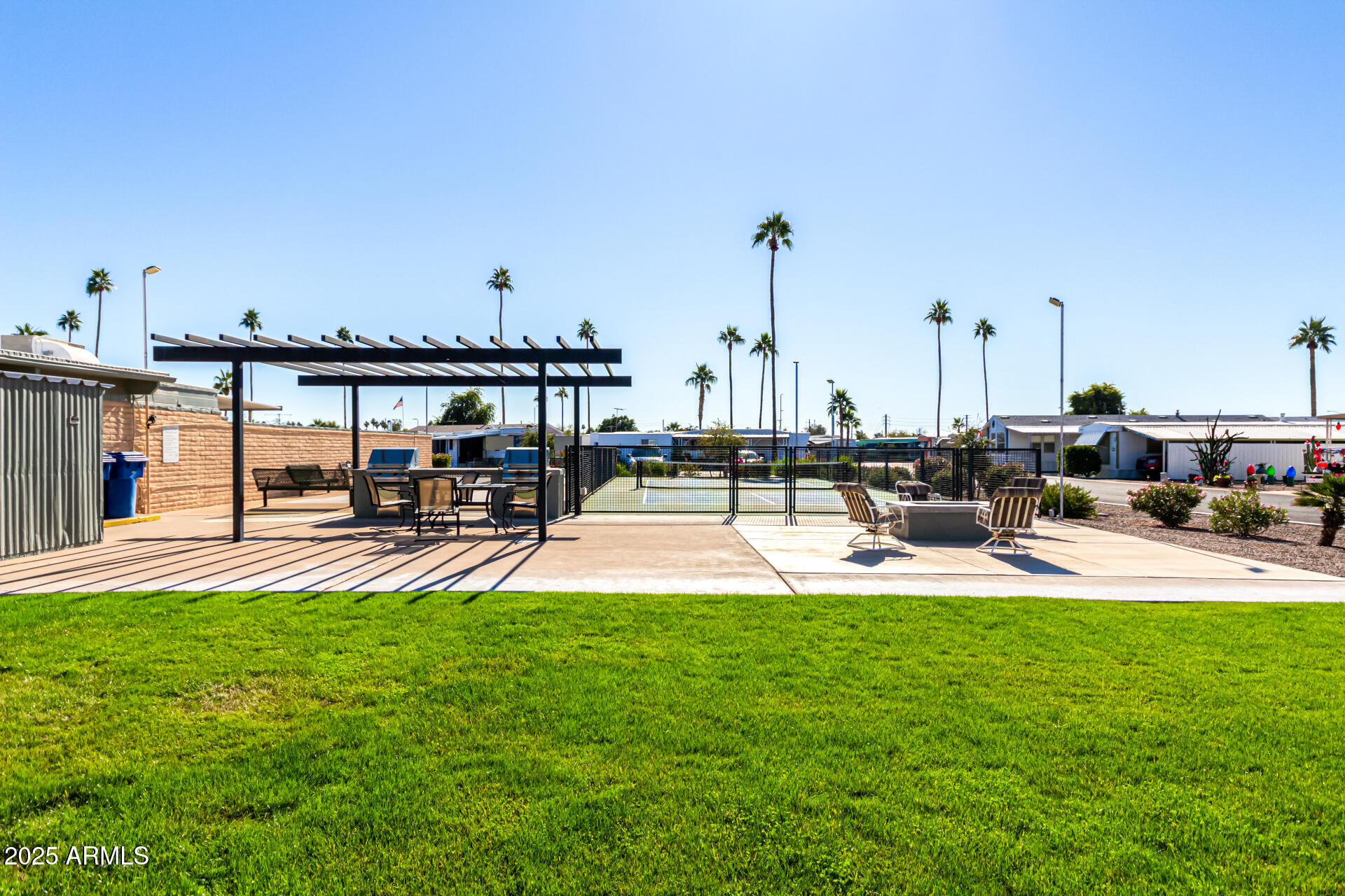 MESA MOBILE ESTATES - Residential
