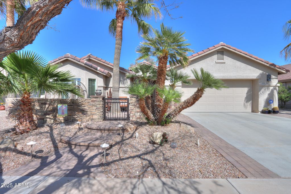 Photo of 80 S Laura Lane, Casa Grande, AZ 85194 (MLS # 6921517)