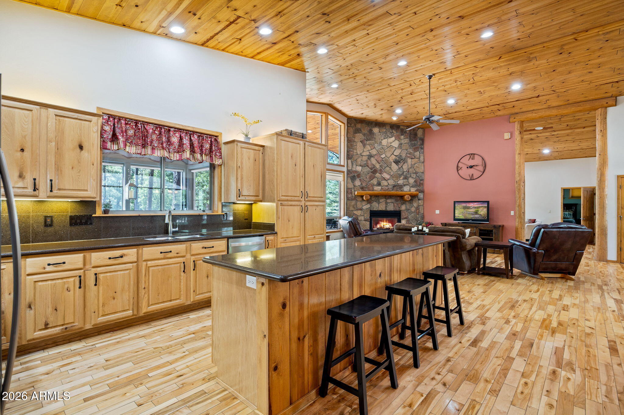 4000 W NINEBARK Lane