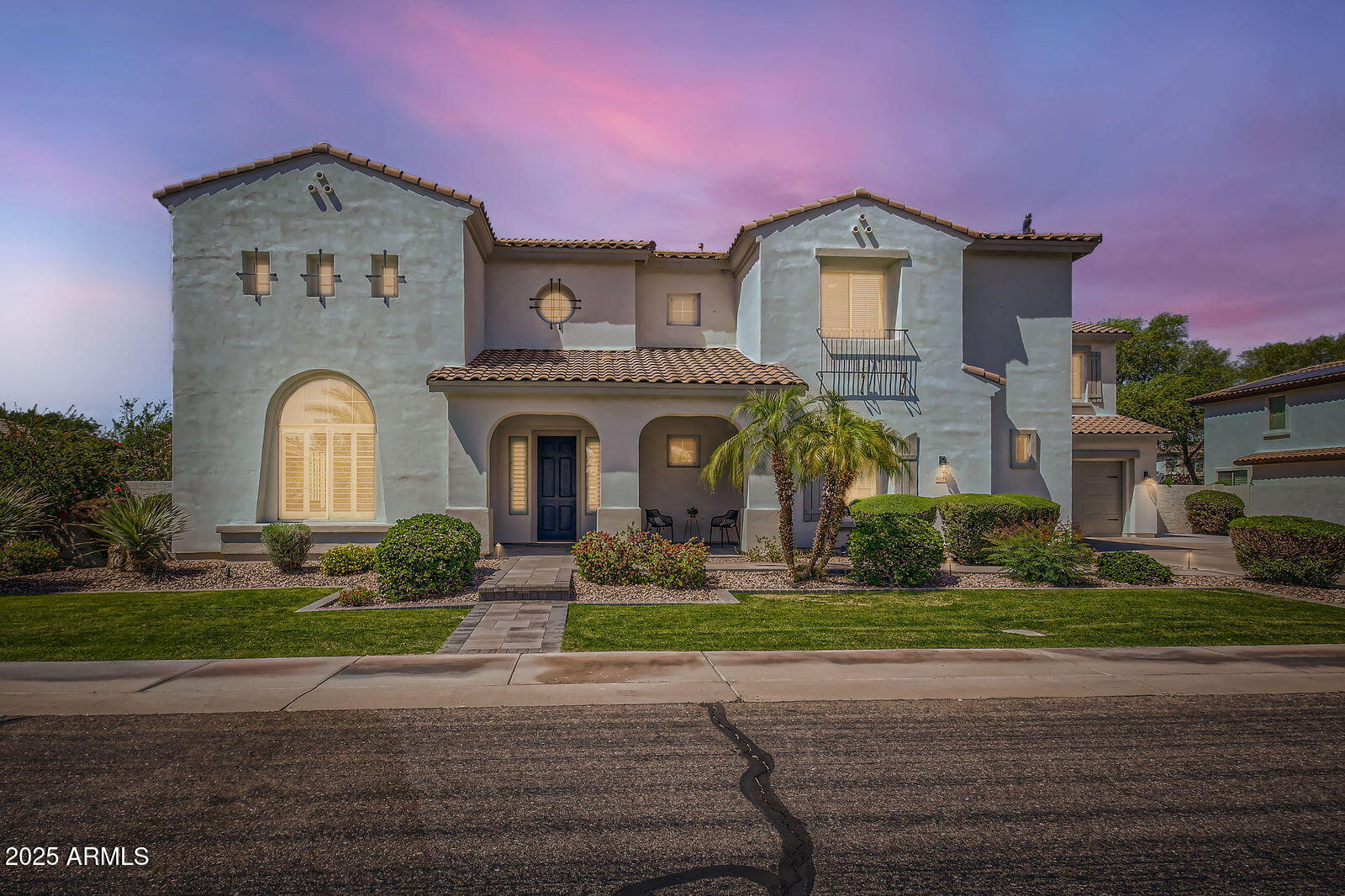 1890 E SAGITTARIUS Place