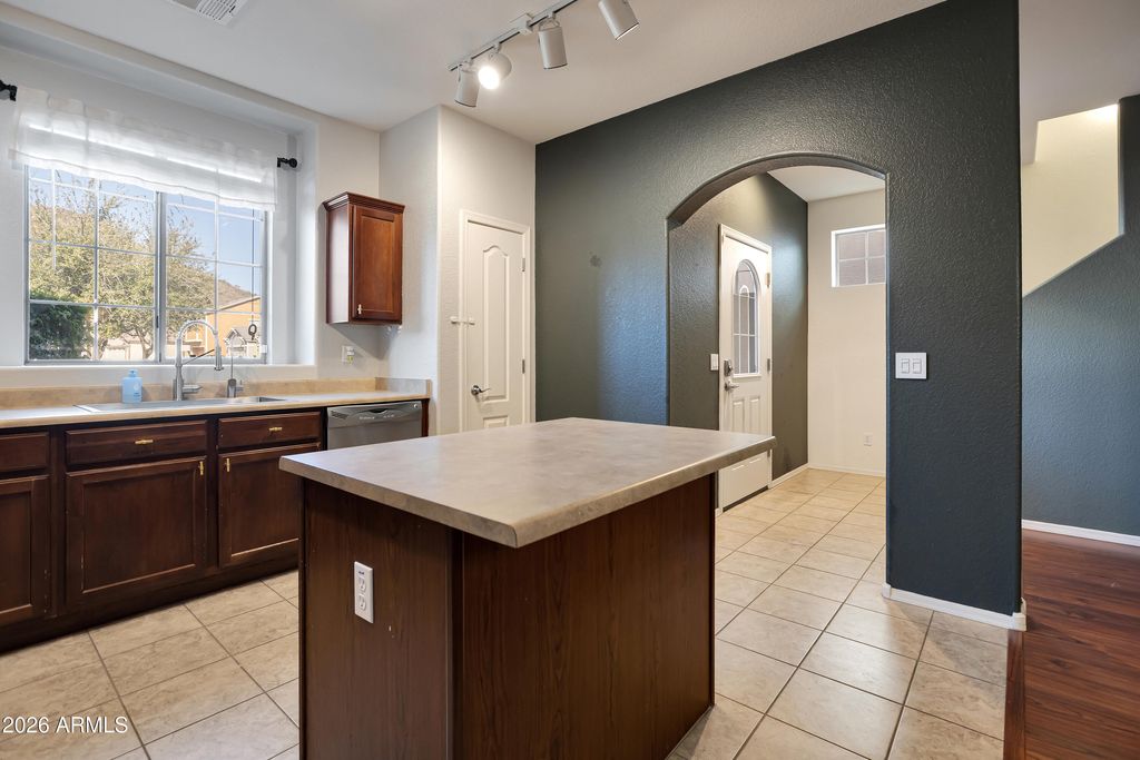 Photo of 4927 W Escuda Drive, Glendale, AZ 85308 (MLS # 6957795)