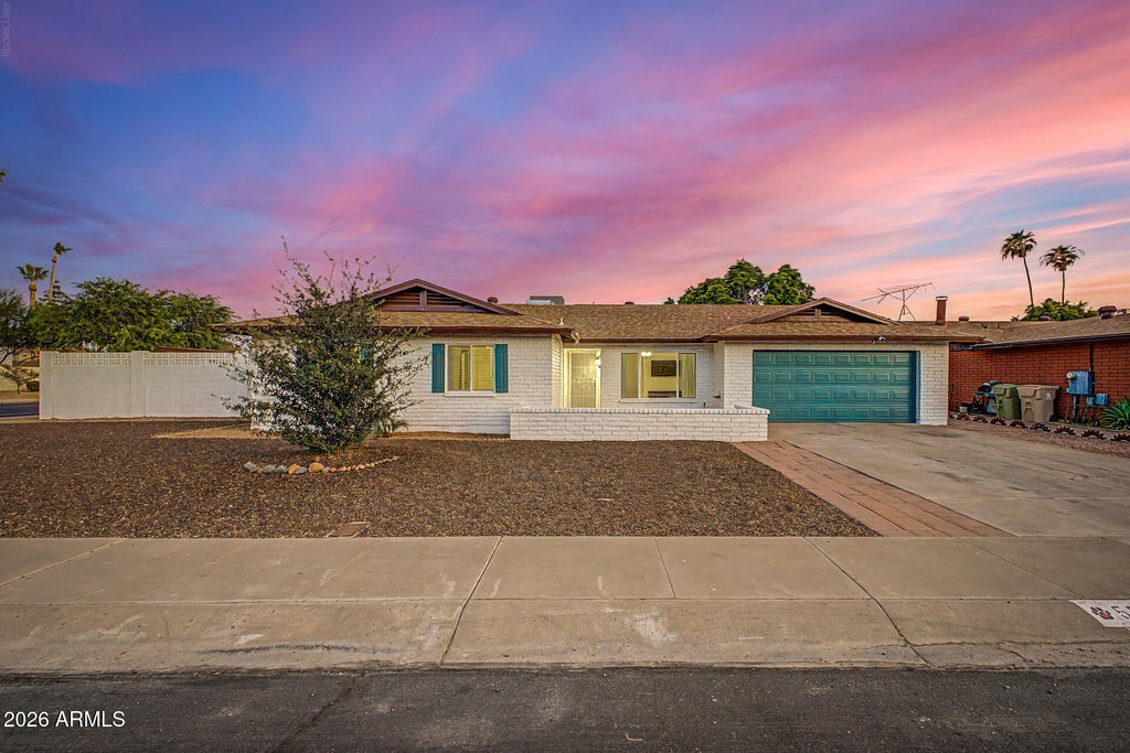 Photo of 5503 W Cinnabar Avenue, Glendale, AZ 85302 (MLS # 7043818)