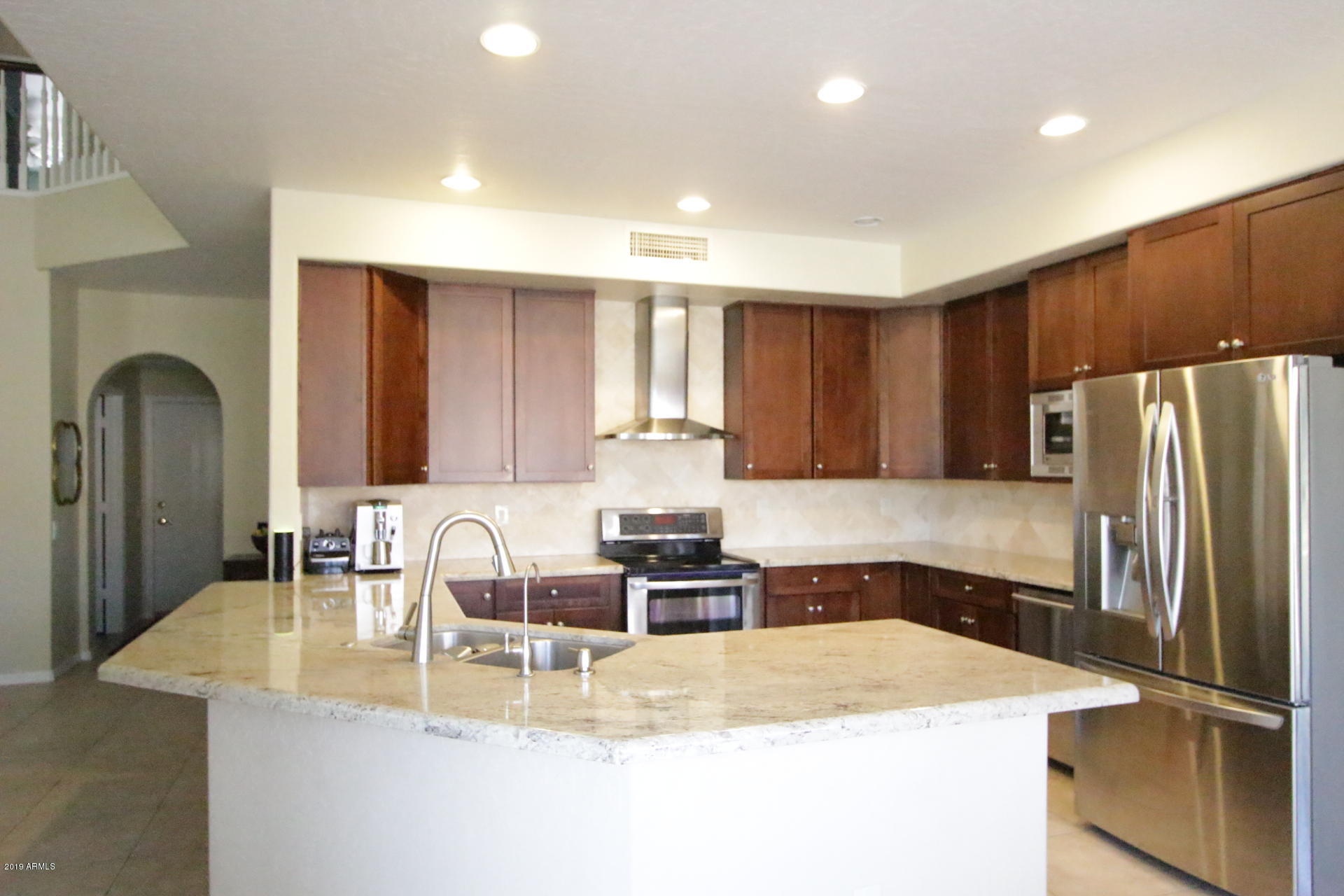 1409 E DESERT FLOWER Lane