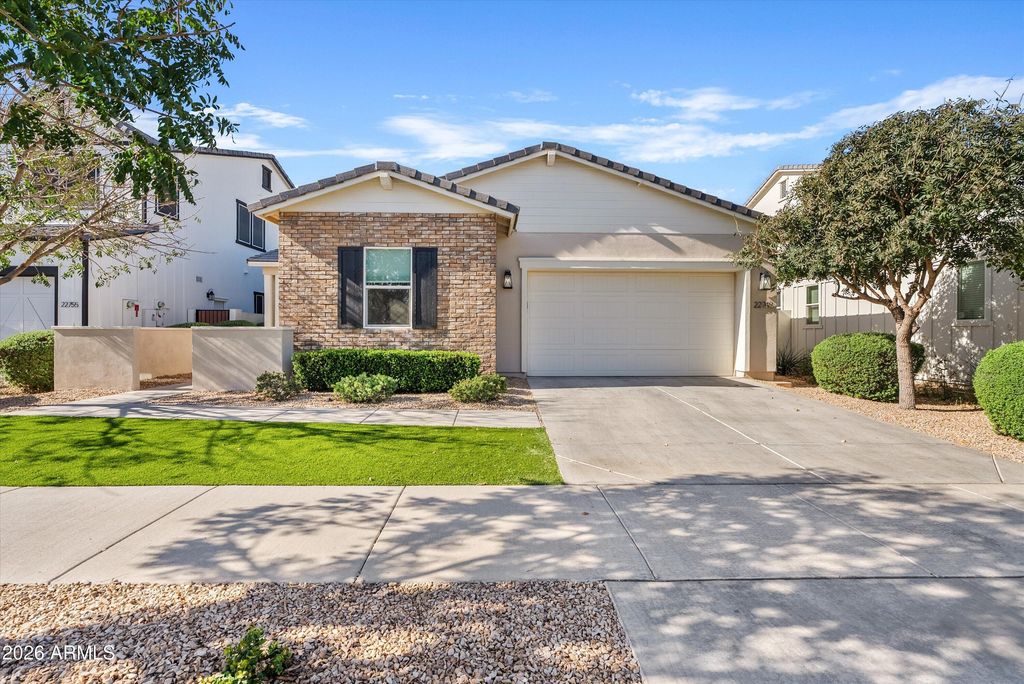 Photo of 22749 E Poco Calle, Queen Creek, AZ 85142 (MLS # 7000741)