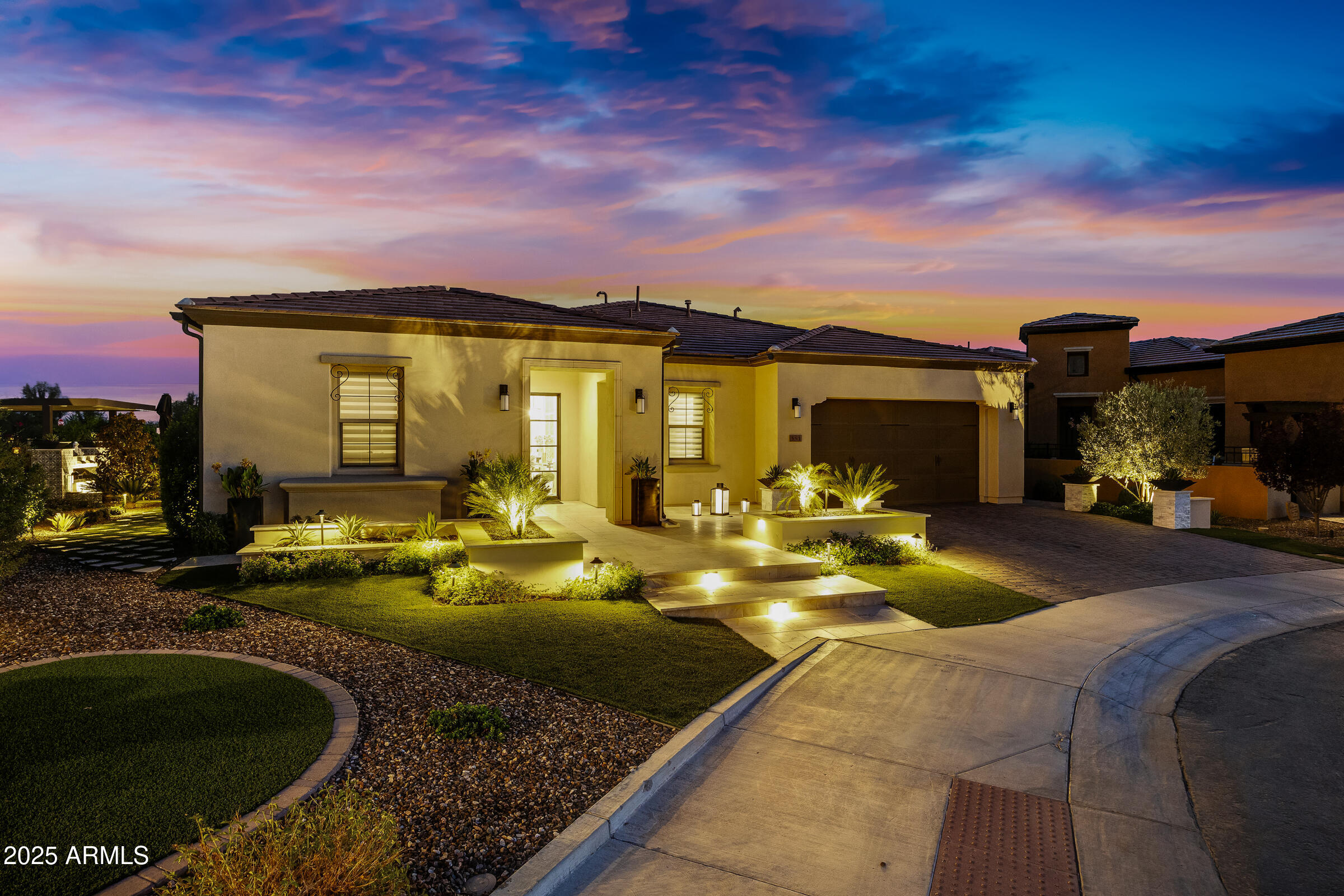351 E SANTA LUCIA Lane