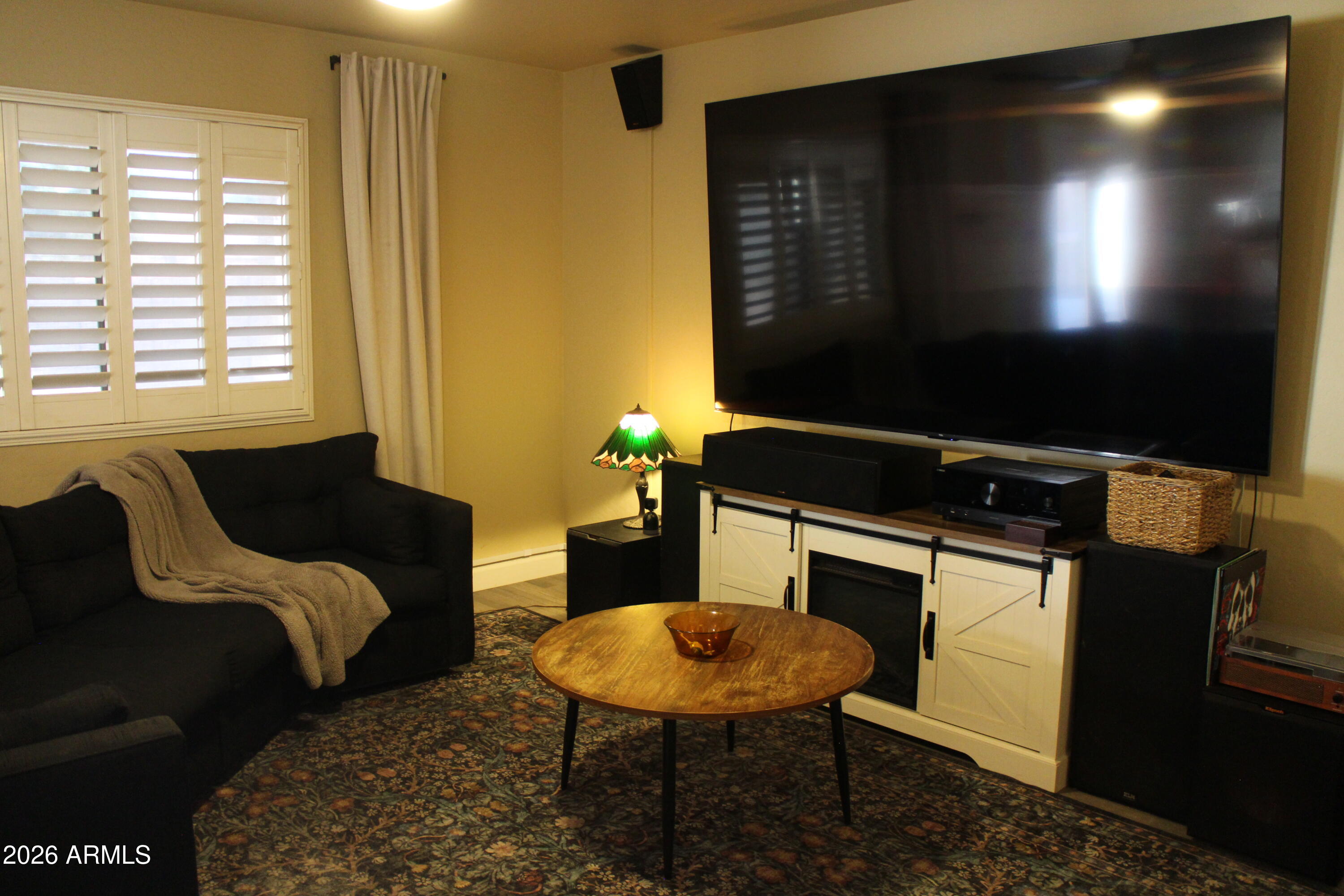 2064 E LIPIZZAN Drive