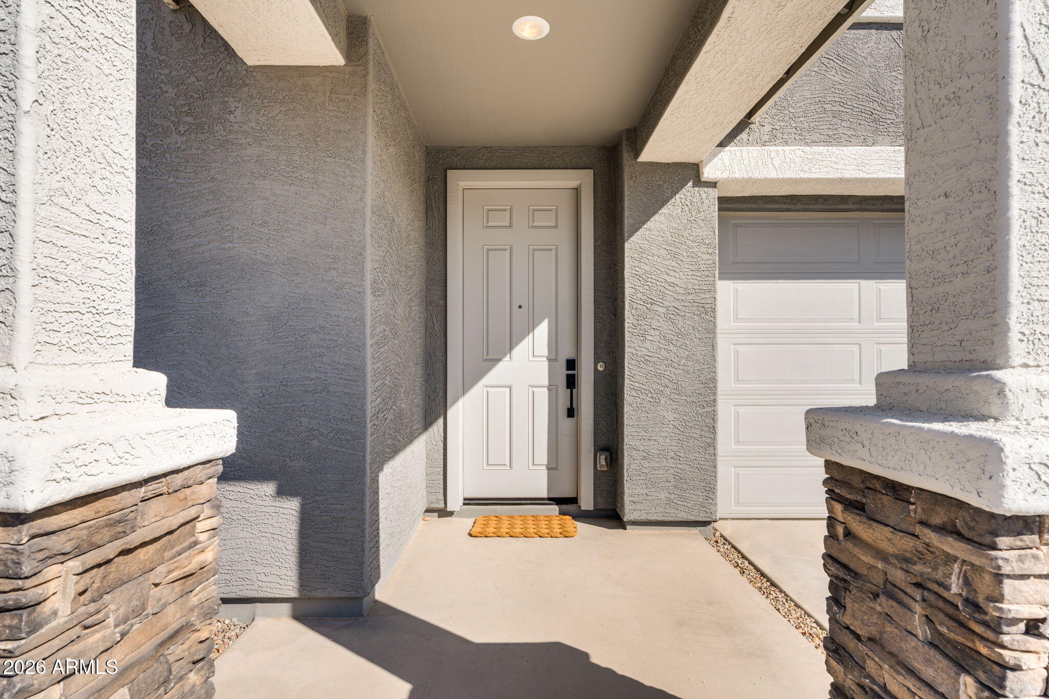 5528 W MCNEIL Street