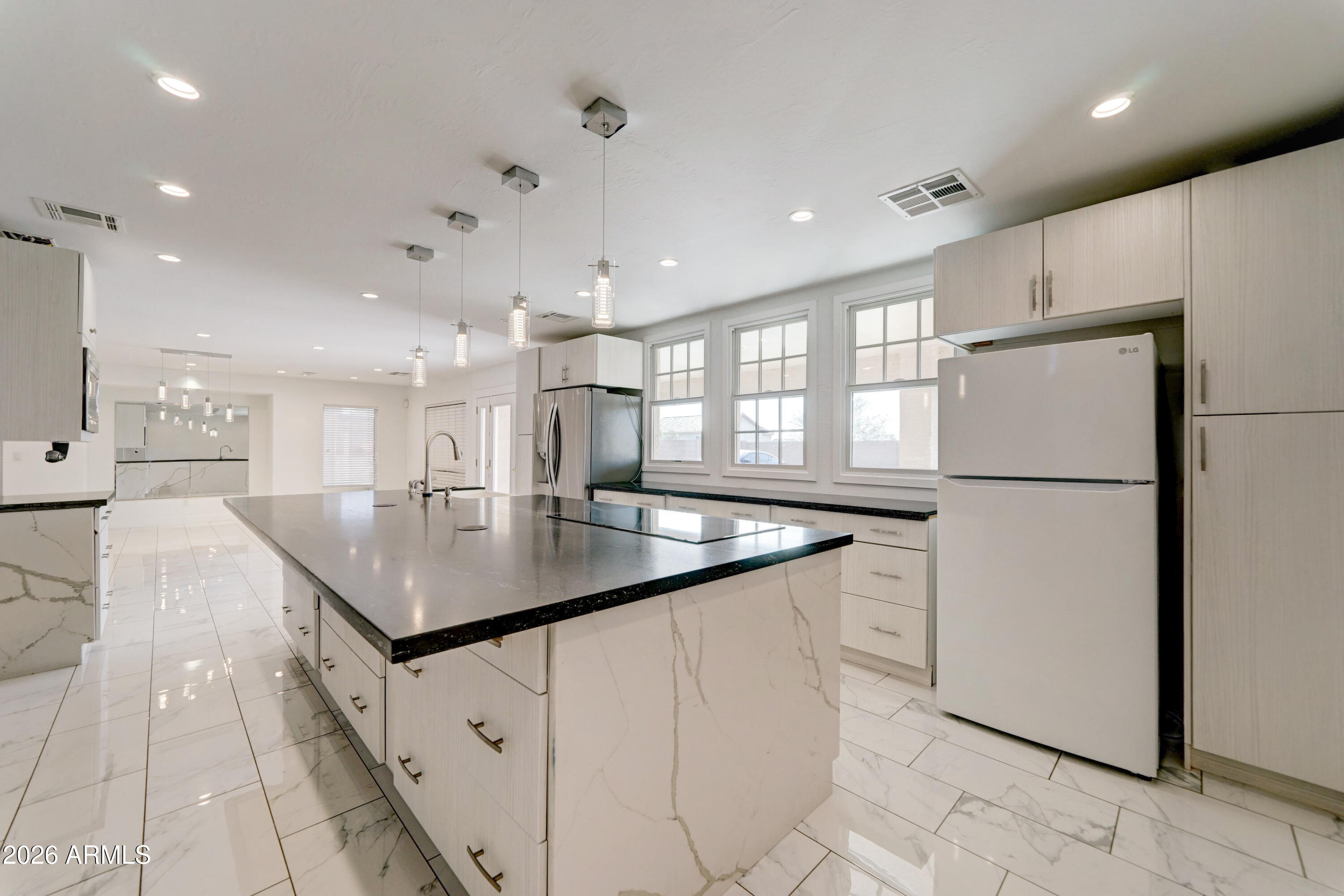 21999 W Morning Glory Street