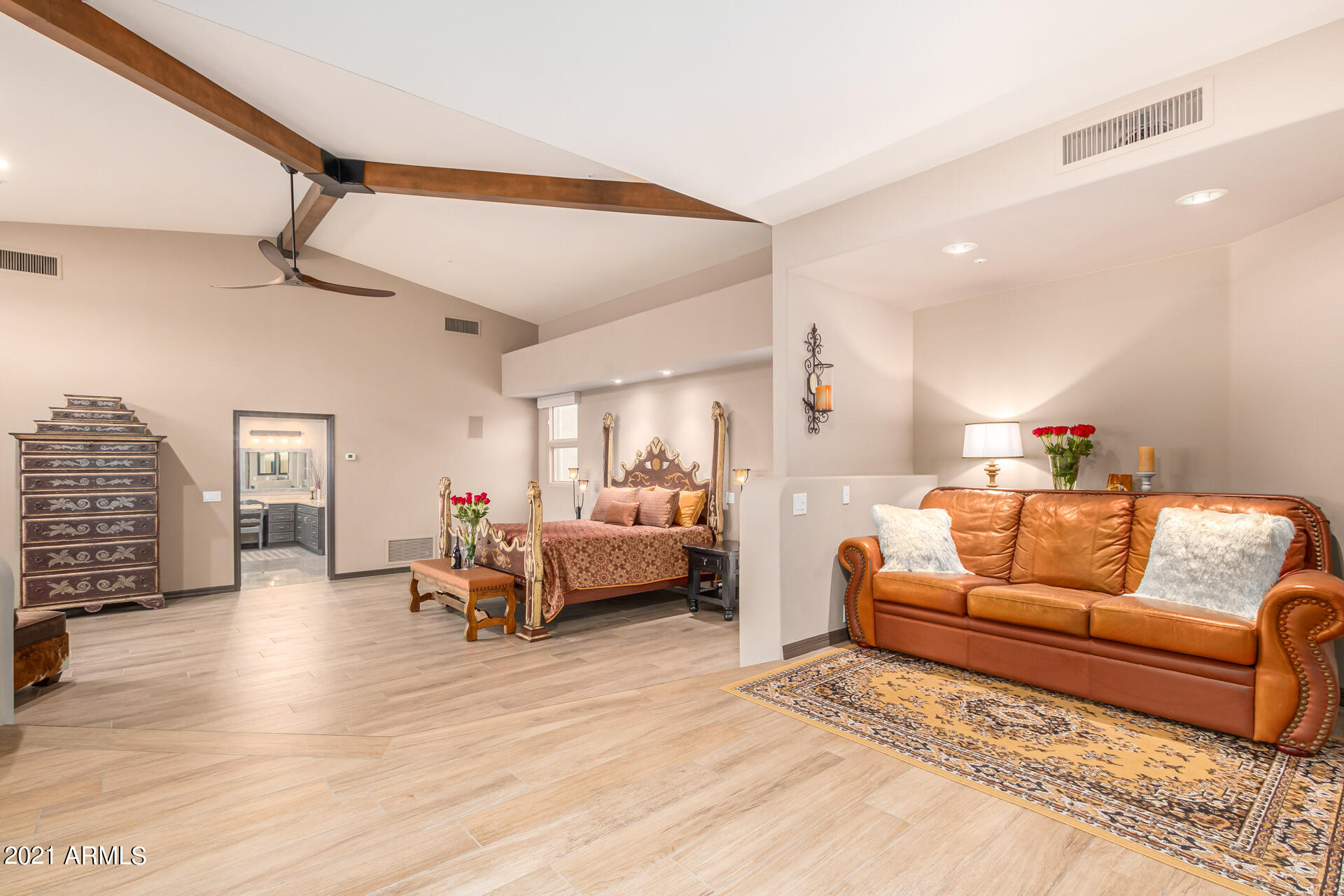 QUAIL RIDGE GATED 5+ACRES - Residential