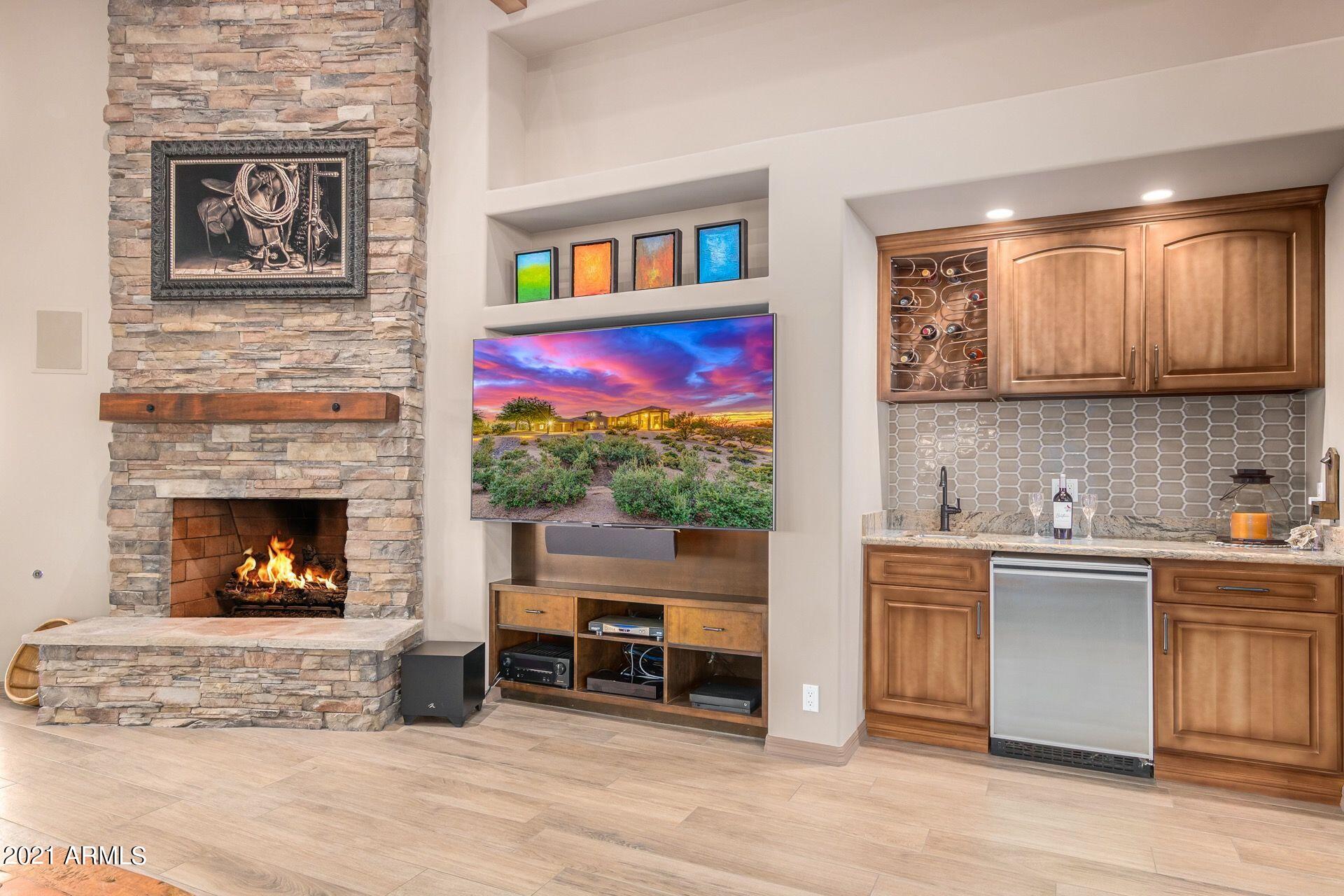 QUAIL RIDGE GATED 5+ACRES - Residential