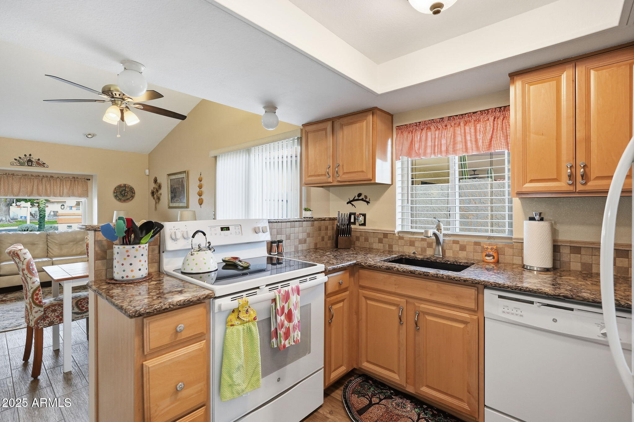 542 S HIGLEY Road 90