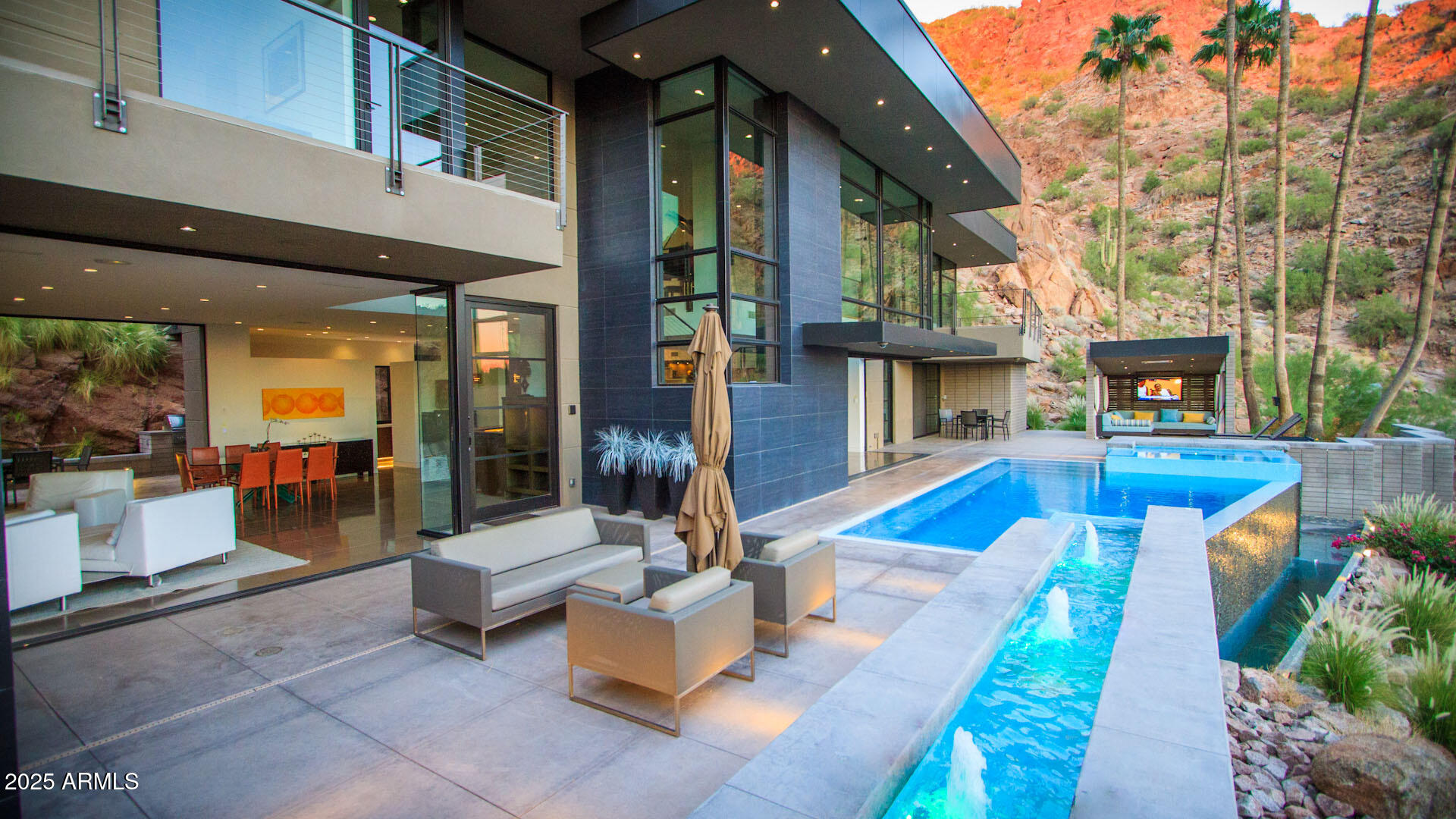 5212 E RED ROCK Drive