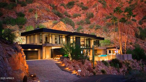 5212 E RED ROCK Drive Phoenix AZ 85018