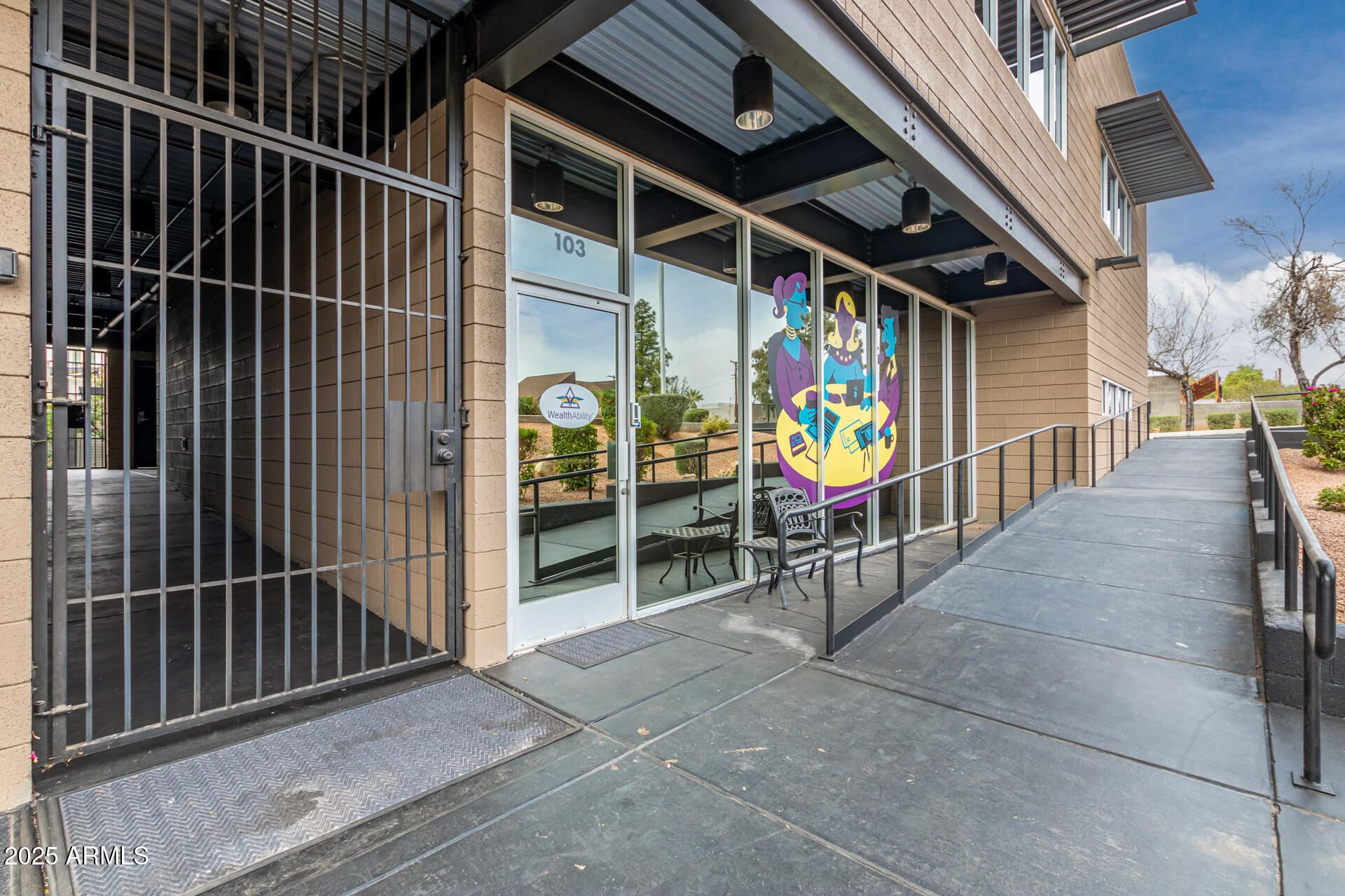 2402 S RURAL Road 101/201