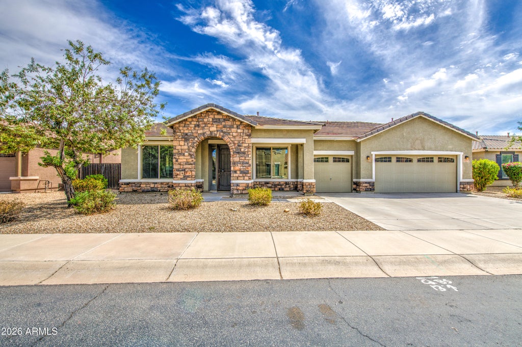 Photo of 16205 W Cocopah Street, Goodyear, AZ 85338 (MLS # 7075400)