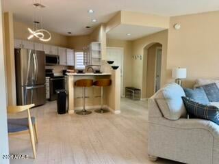 10410 N CAVE CREEK Road 2043