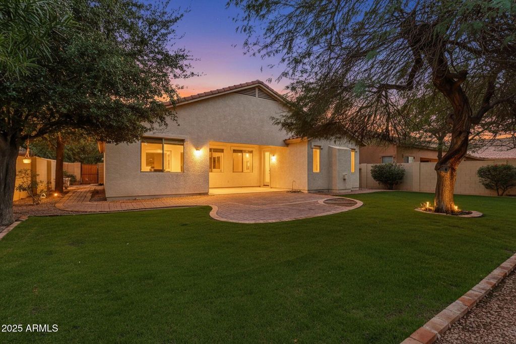 Photo of 2430 S Dragoon Drive, Chandler, AZ 85286 (MLS # 6952301)