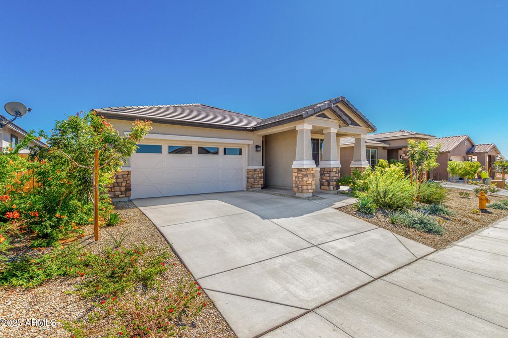 Photo of 17317 W Desert Sage Drive, Goodyear, AZ 85338 (MLS # 6930111)