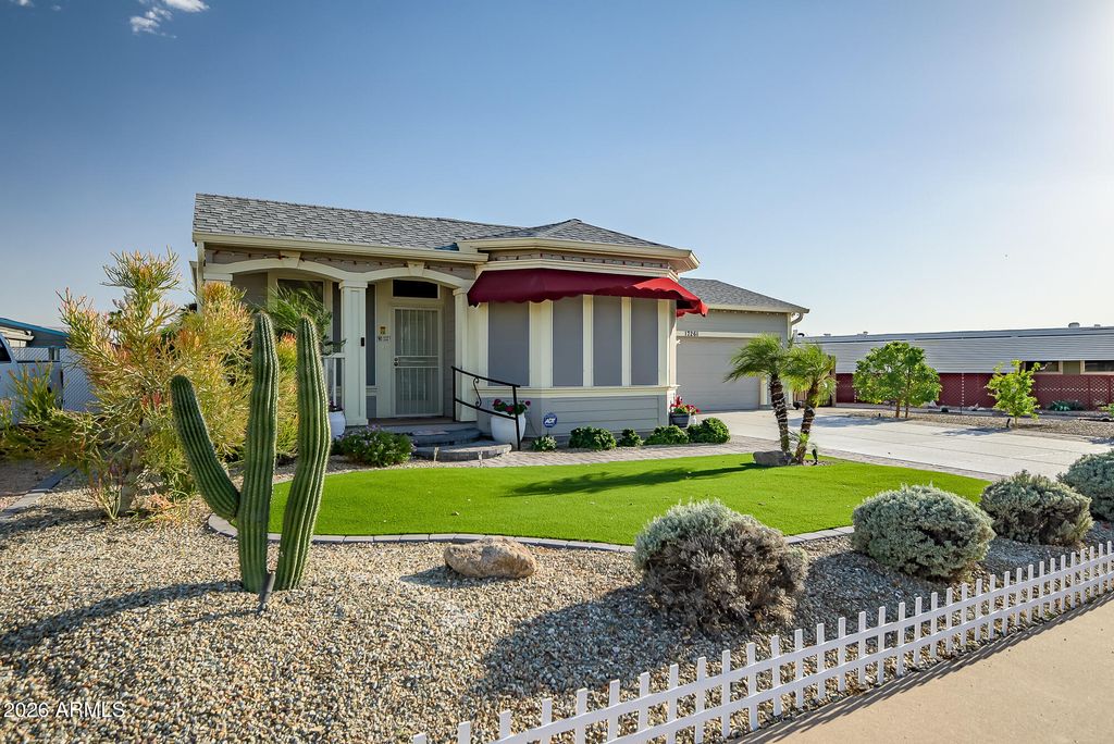 Photo of 17261 N 66th Drive, Glendale, AZ 85308 (MLS # 6994984)