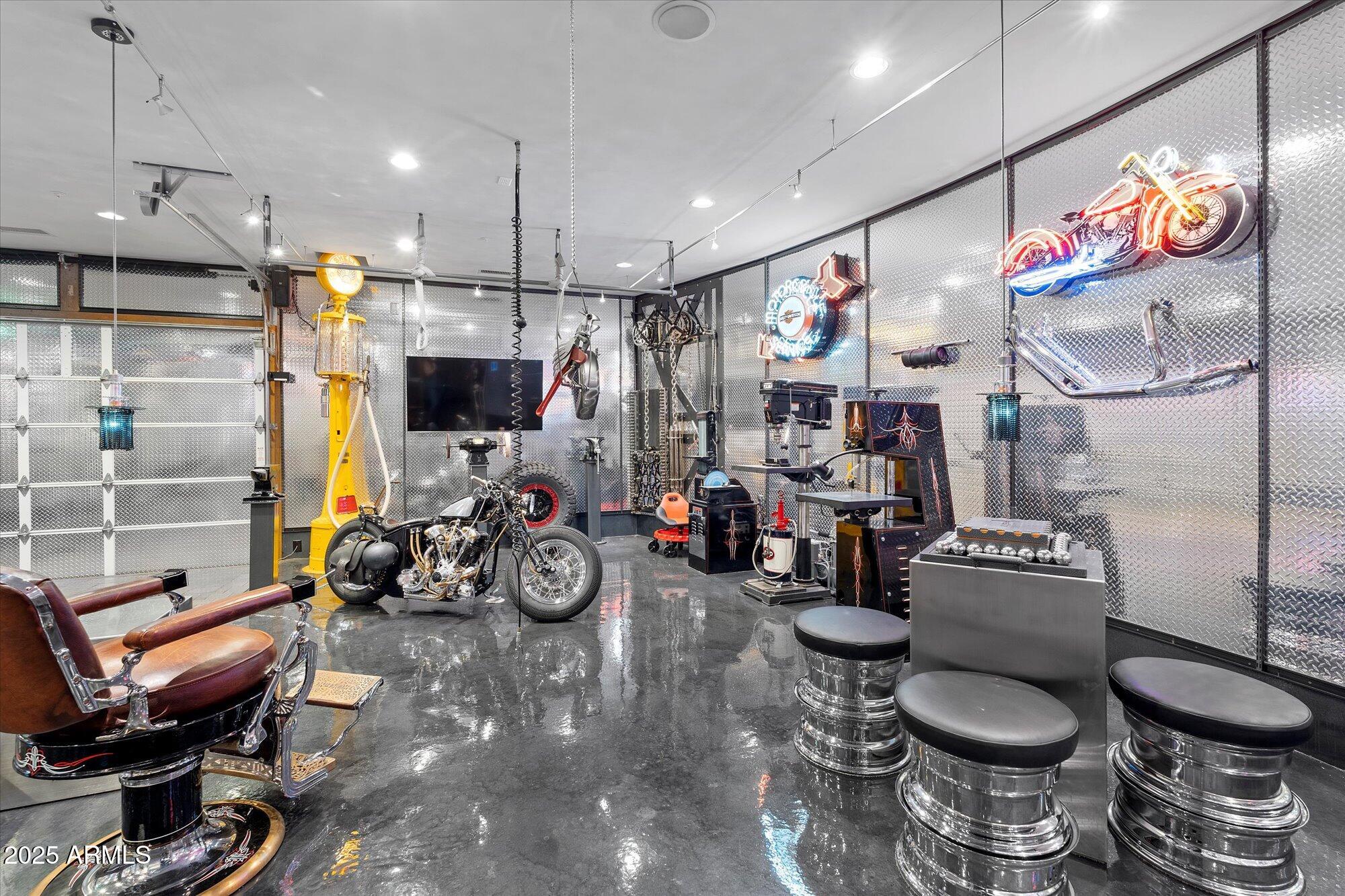 10500 E LOST CANYON Drive 17