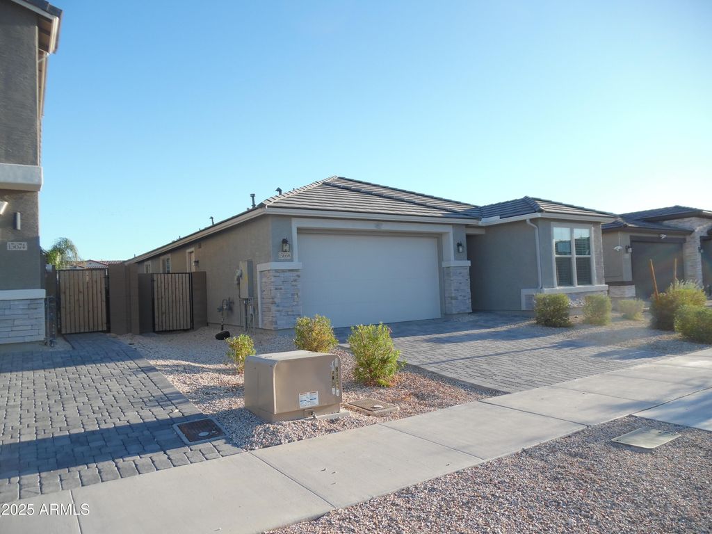 Photo of 15668 W Washington Street, Goodyear, AZ 85338 (MLS # 6921727)
