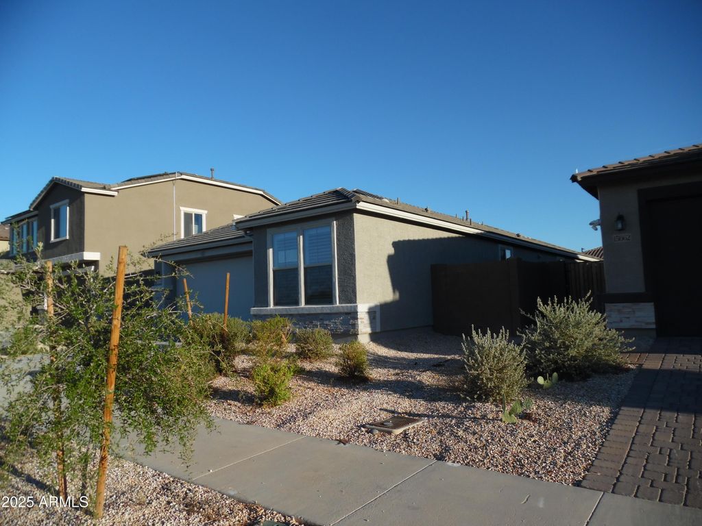 Photo of 15668 W Washington Street, Goodyear, AZ 85338 (MLS # 6921727)