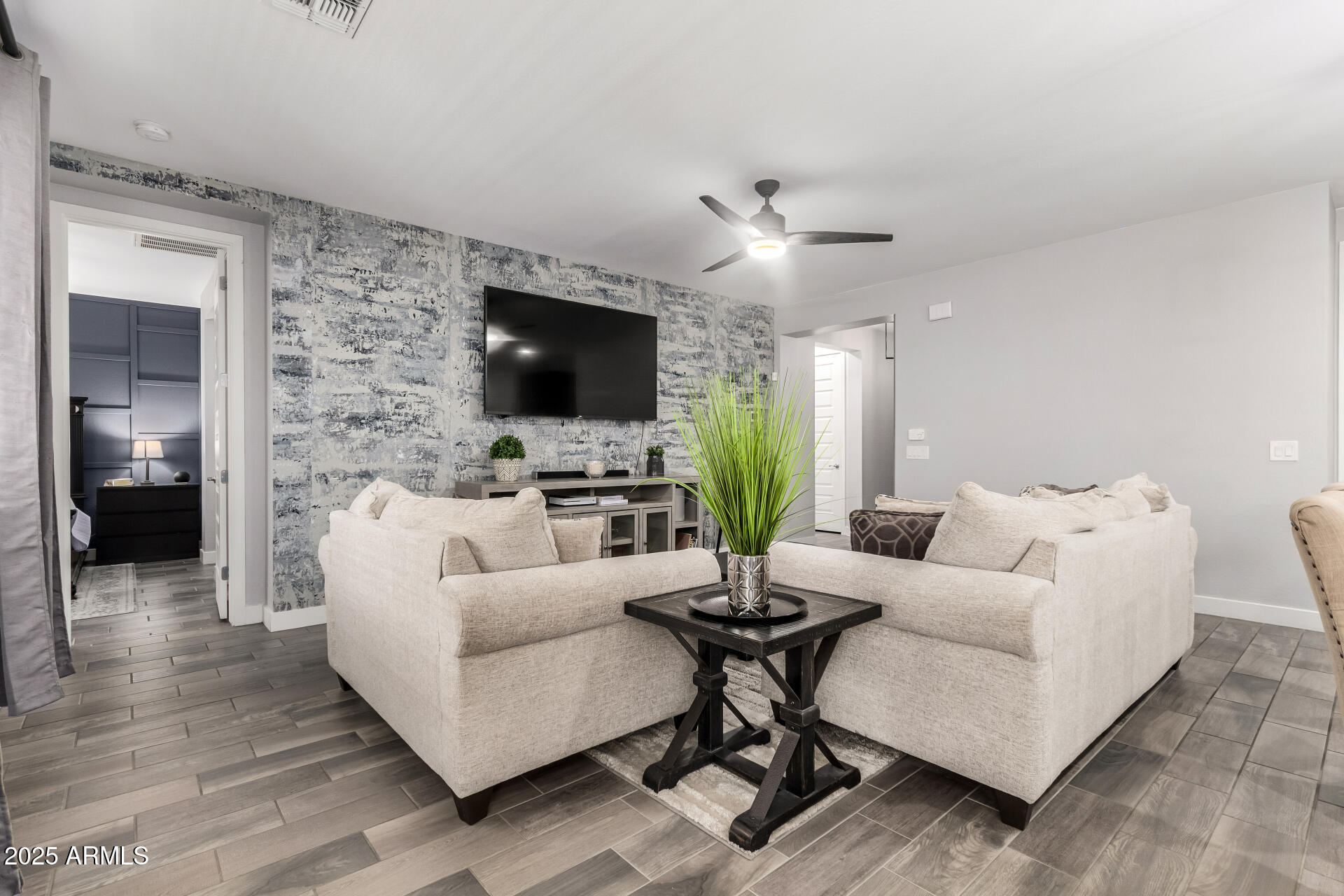 9857 E ACCELERATION Drive