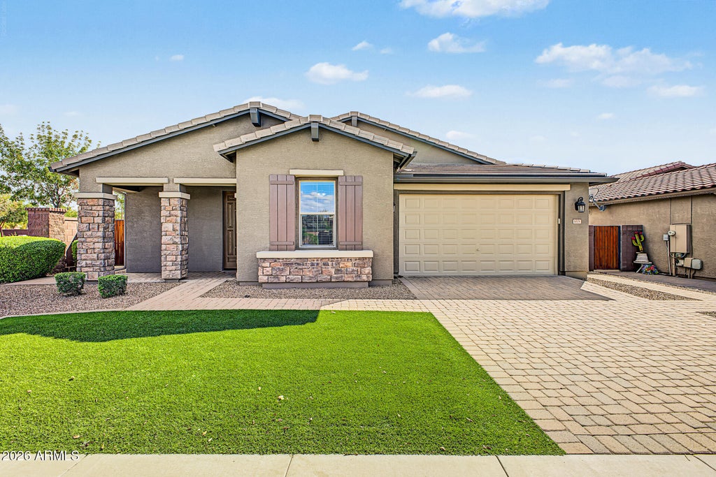Photo of 1075 W Redwood Avenue, Queen Creek, AZ 85140 (MLS # 7087854)