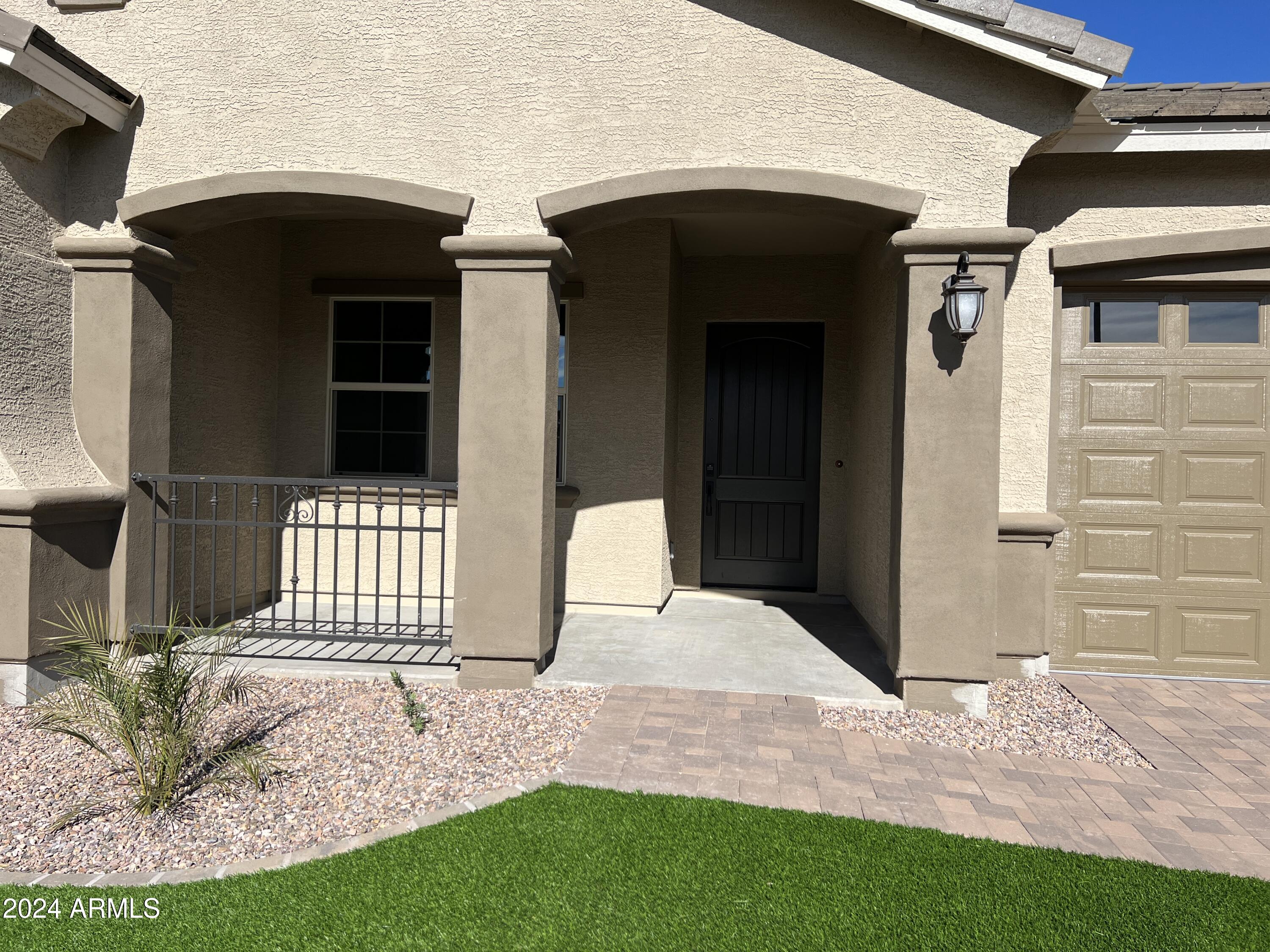 16068 W Questa Drive