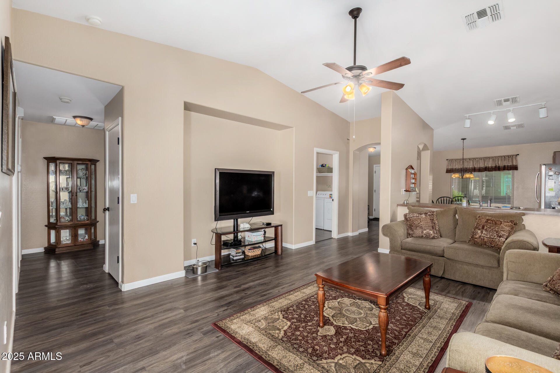 2771 S CONESTOGA Road