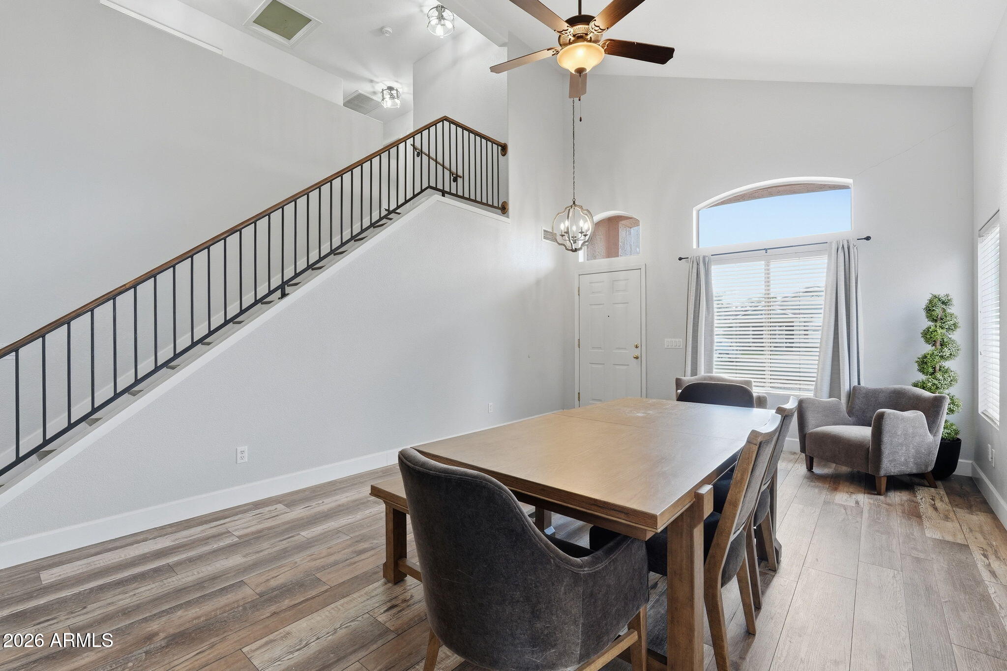 3312 E SAN REMO Avenue